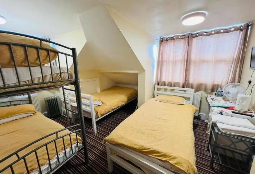 ファミリールーム, Aron Guest House