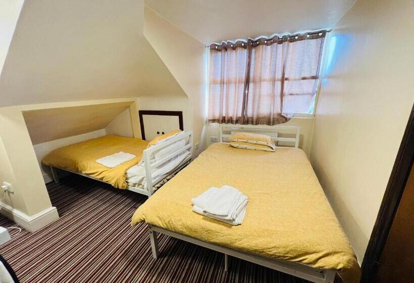 家庭间, Aron Guest House