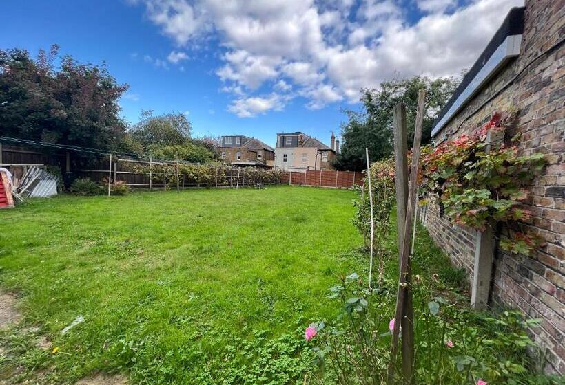 单人基本间, Aron Guest House