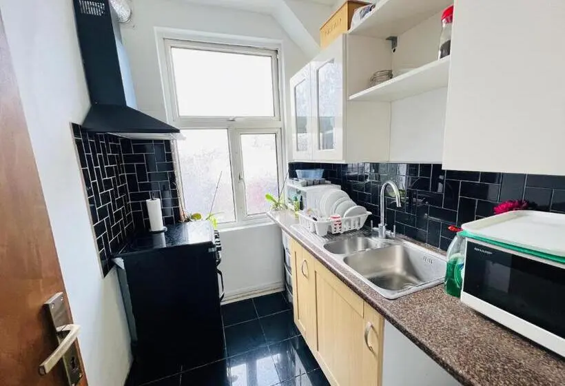 シングルベーシックルーム, Aron Guest House