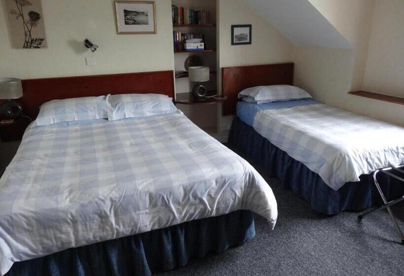 Camera Tripla Standard, Carnside Guest House