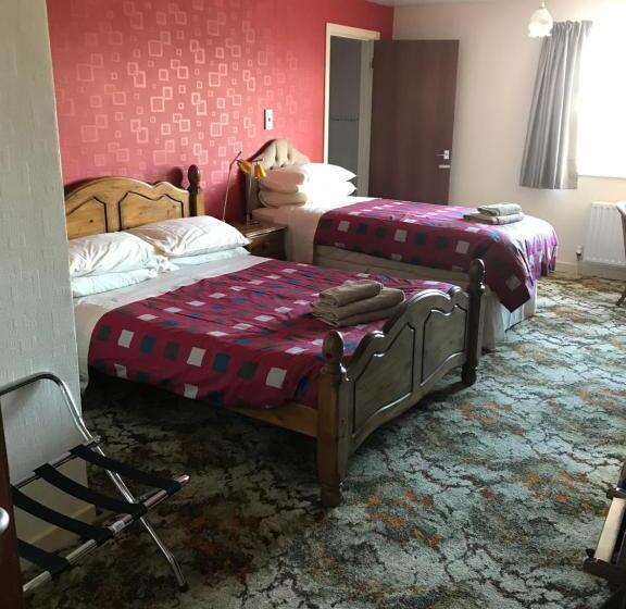 Camera Tripla Standard, Carnside Guest House