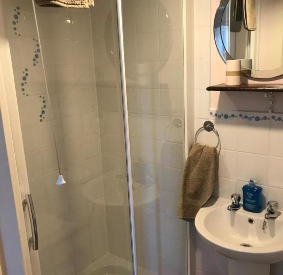 Camera Tripla Standard, Carnside Guest House