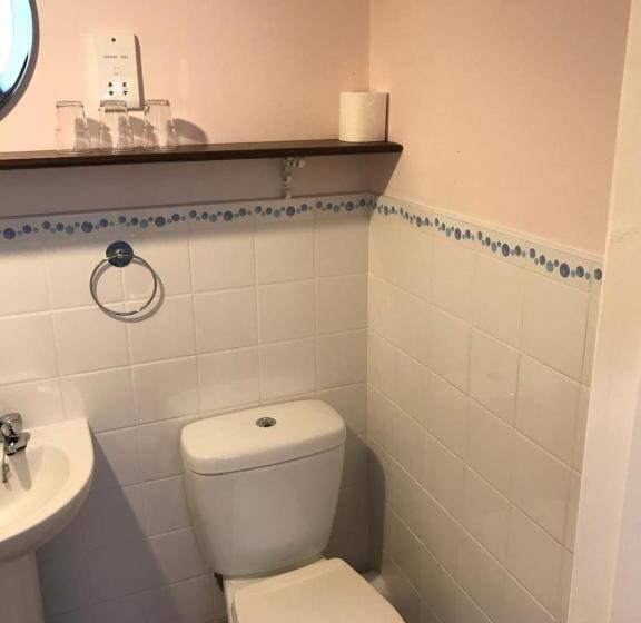 Camera Tripla Standard, Carnside Guest House