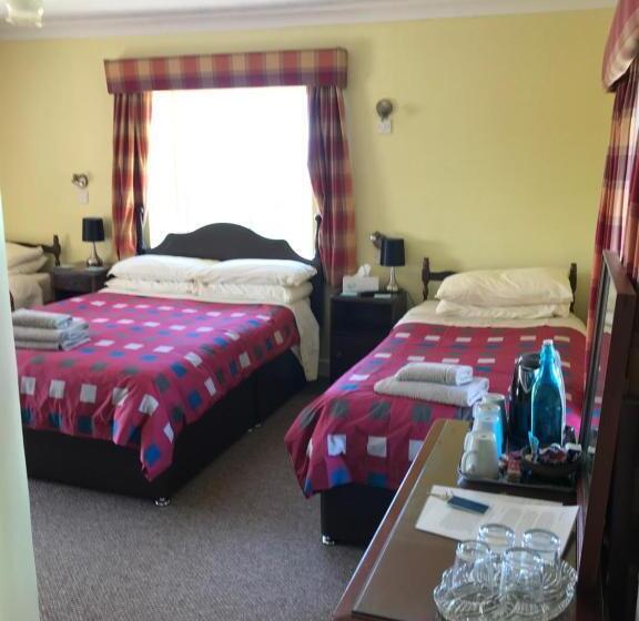 Camera Familiare, Carnside Guest House