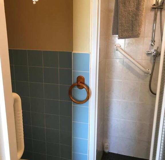 Camera Tripla Standard, Carnside Guest House