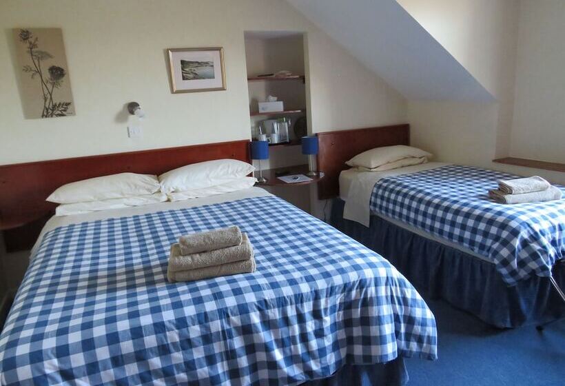 Camera Tripla Standard, Carnside Guest House