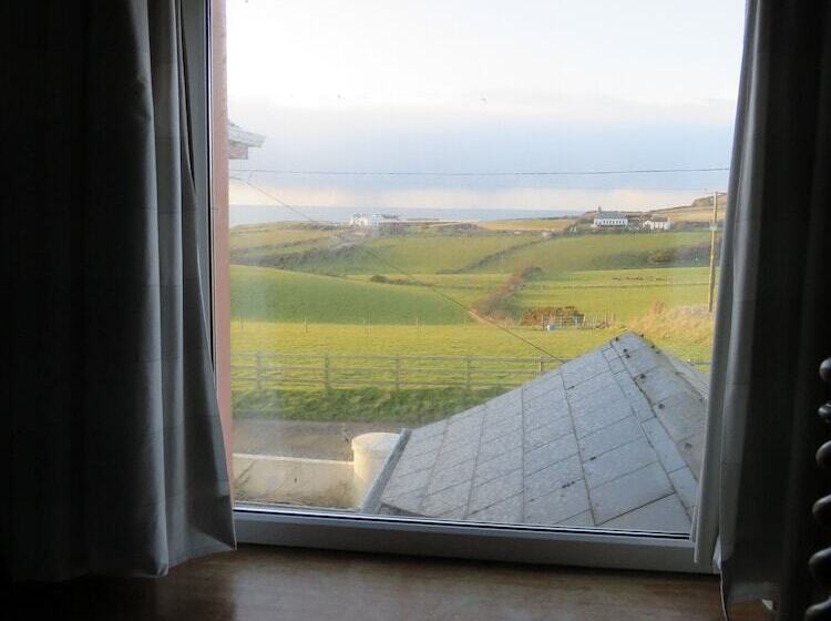 Camera Tripla Standard, Carnside Guest House