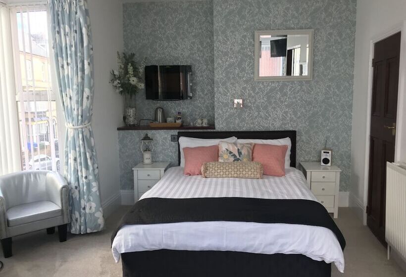 高级三人间, Doriam Guest House