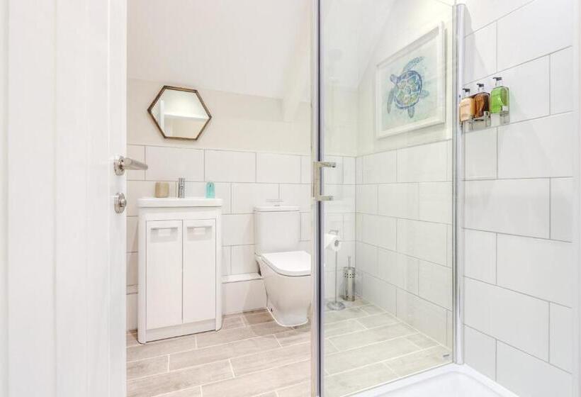 Апартаменты 1 Спальня, Ellinbrook Guest House