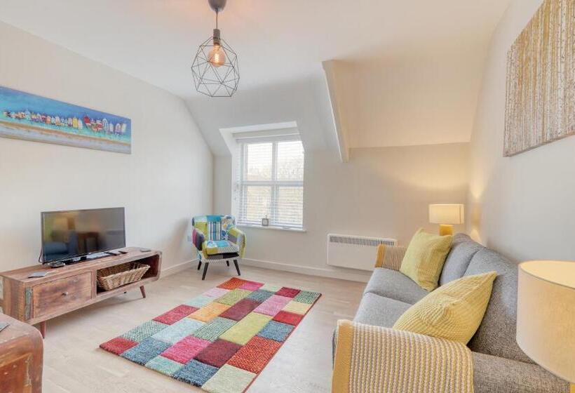 شقة غرفة واحدة, Ellinbrook Guest House