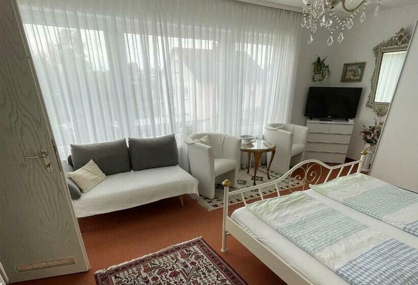 חדר סטנדרט עם מרפסת, Garni Vitamari