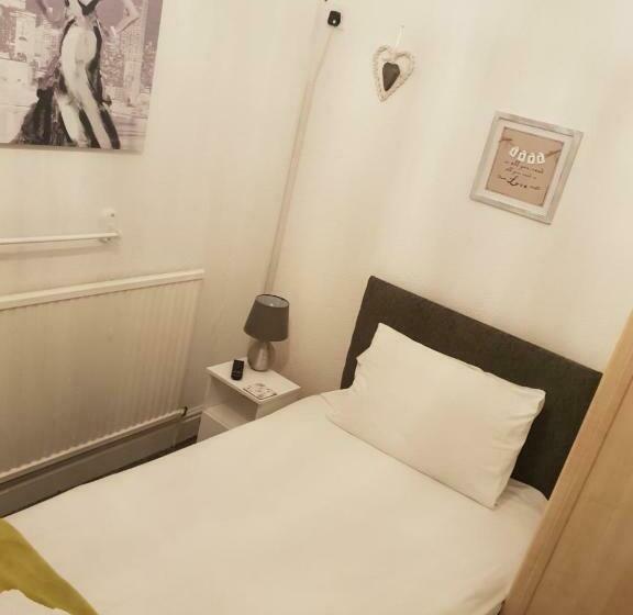 ベーシックルーム, Lindum