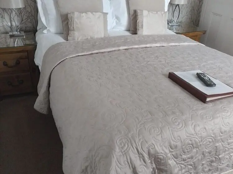 اتاق استاندارد, Sunflower Lodge