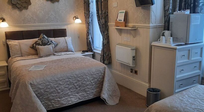 חדר דלוקס, Sunflower Lodge