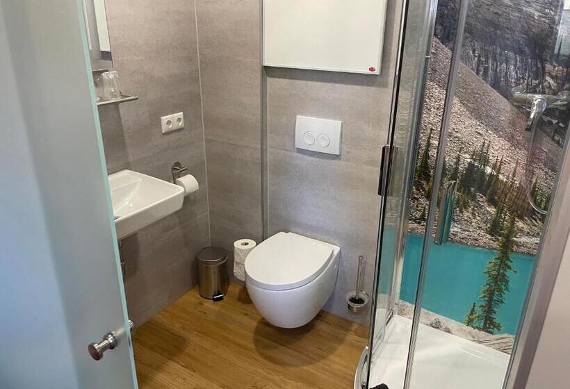 Номер Стандарт, Pension Ratsgasse