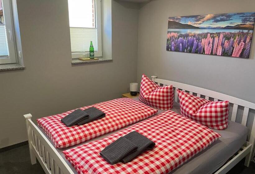 Номер Стандарт, Pension Ratsgasse