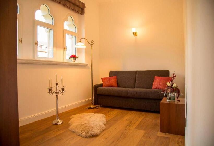 Люкс, Pension Villa Kleine Wartburg