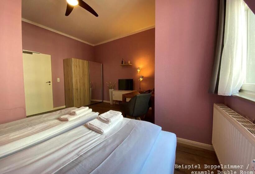 חדר סטנדרט, Amaroo Gästehaus Potsdam “charlottenhof”