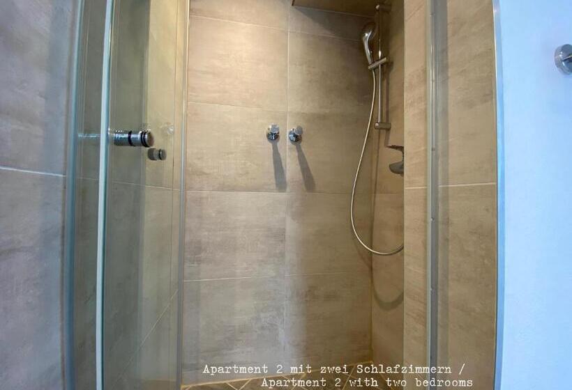 דירת שני חדרים, Amaroo Gästehaus Potsdam “charlottenhof”