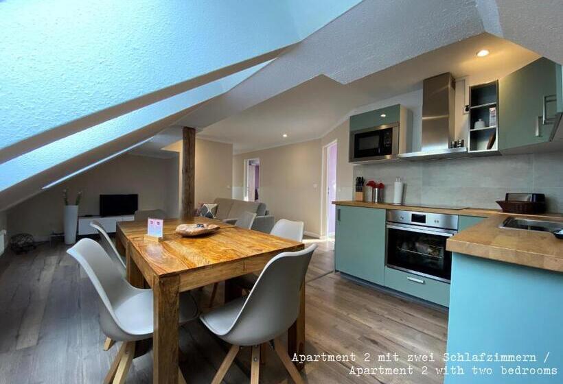 דירת שני חדרים, Amaroo Gästehaus Potsdam “charlottenhof”