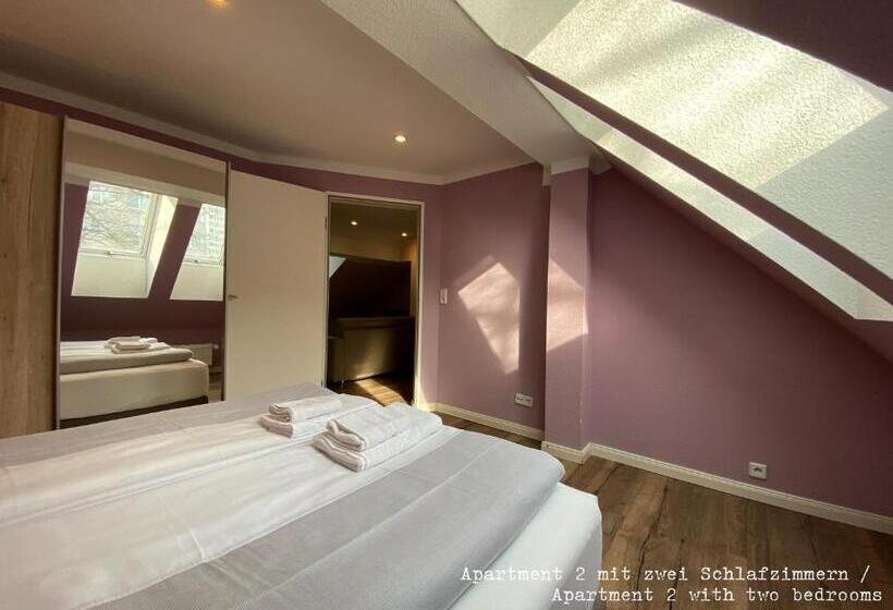 דירת שני חדרים, Amaroo Gästehaus Potsdam “charlottenhof”