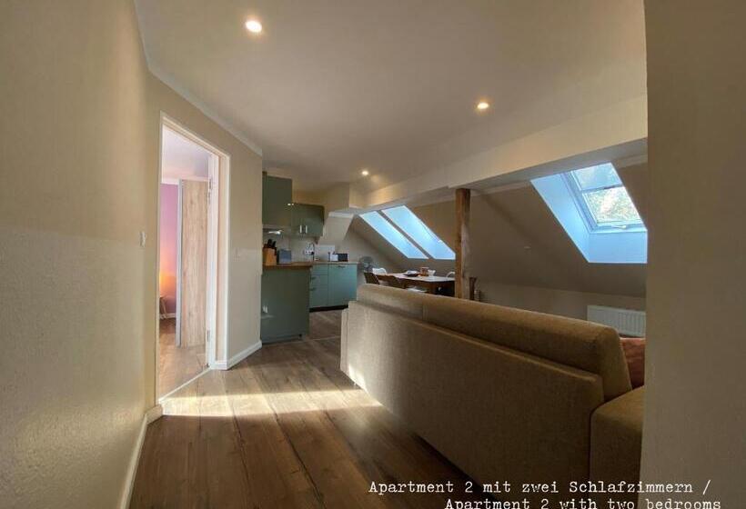 דירת שני חדרים, Amaroo Gästehaus Potsdam “charlottenhof”