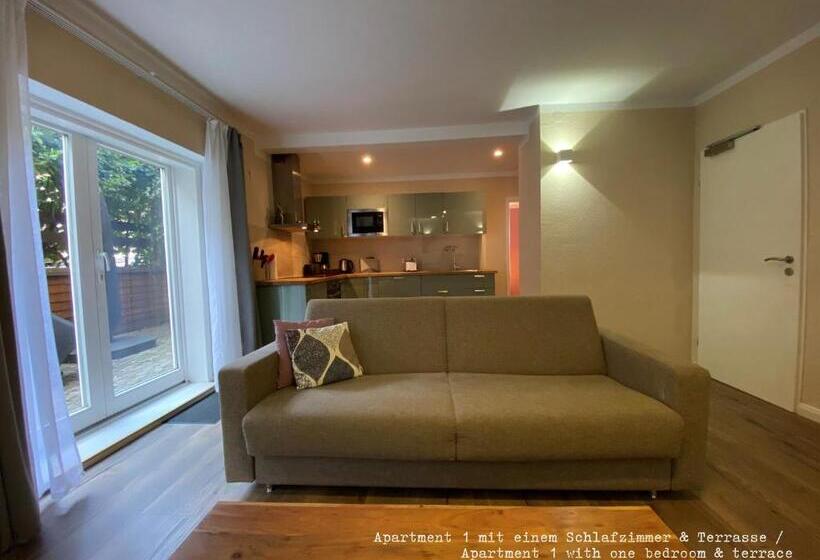 דירת חדר, Amaroo Gästehaus Potsdam “charlottenhof”