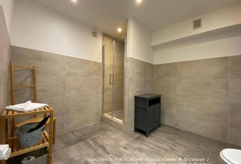 דירת חדר, Amaroo Gästehaus Potsdam “charlottenhof”