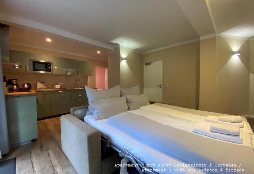 דירת חדר, Amaroo Gästehaus Potsdam “charlottenhof”