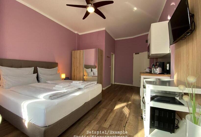 חדר סטודיו סטנדרד, Amaroo Gästehaus Potsdam “charlottenhof”