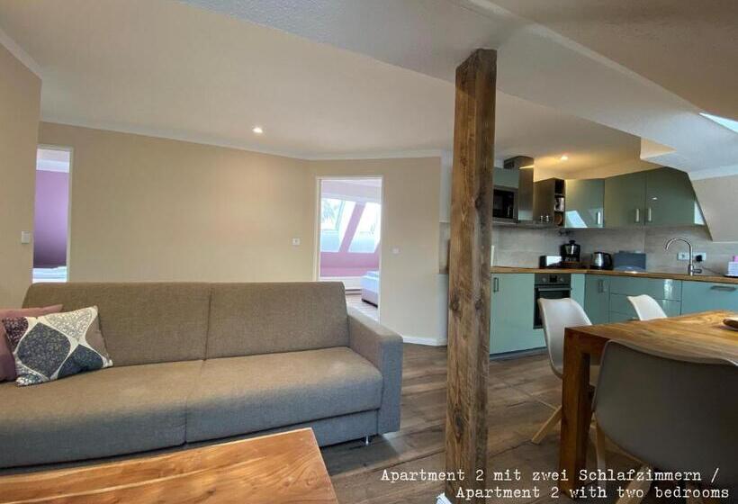 דירת שני חדרים, Amaroo Gästehaus Potsdam “charlottenhof”