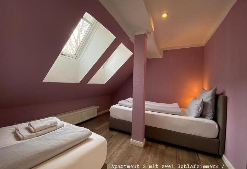 דירת שני חדרים, Amaroo Gästehaus Potsdam “charlottenhof”