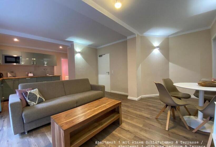 דירת חדר, Amaroo Gästehaus Potsdam “charlottenhof”