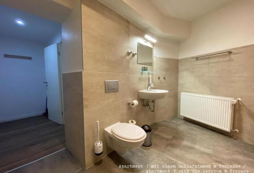 דירת חדר, Amaroo Gästehaus Potsdam “charlottenhof”