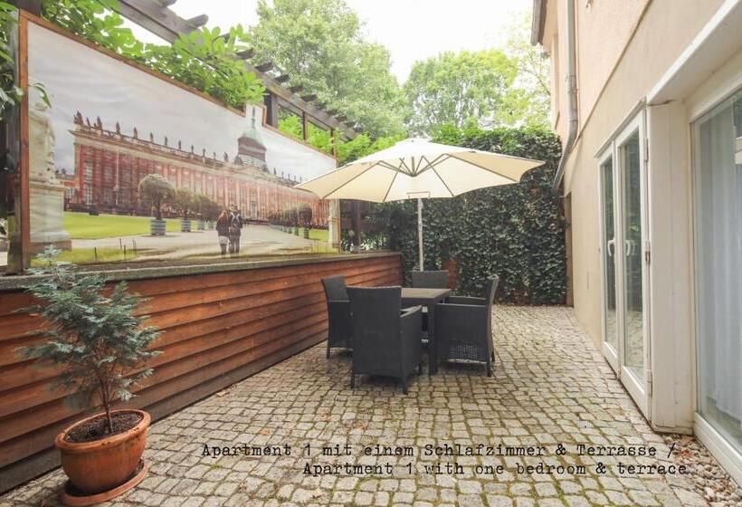 דירת חדר, Amaroo Gästehaus Potsdam “charlottenhof”