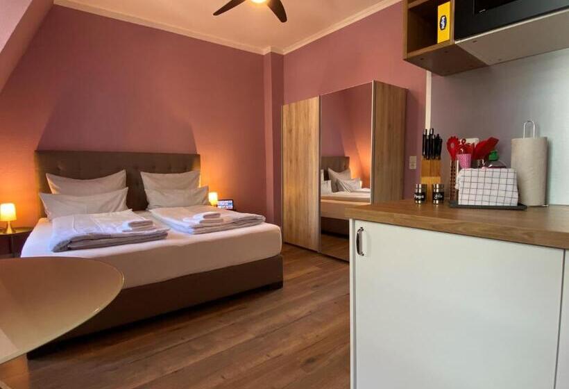 חדר סטודיו סטנדרד, Amaroo Gästehaus Potsdam “charlottenhof”