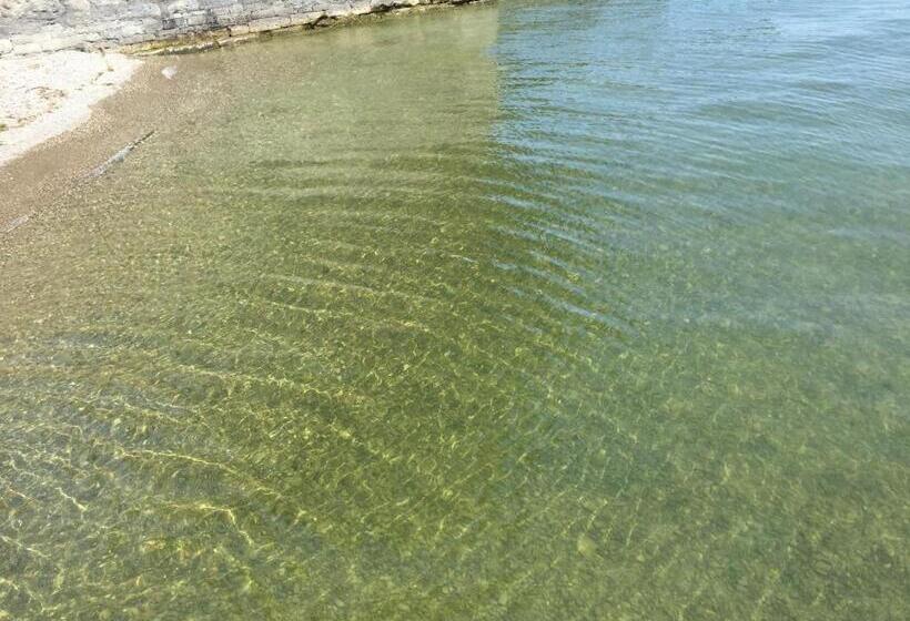 غرفة قياسية ثلاثية حمام مشترك, Gästezimmer Hozici