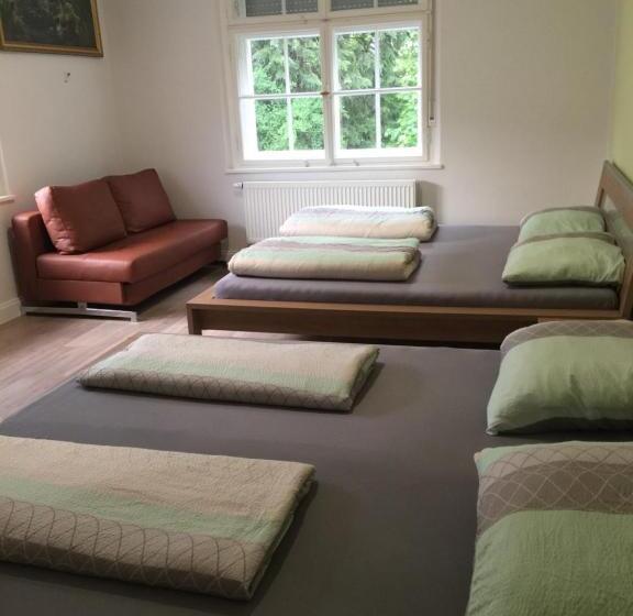 غرفة قياسية ثلاثية حمام مشترك, Gästezimmer Hozici