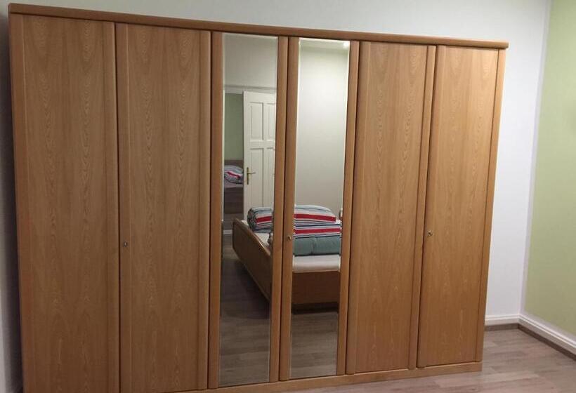 Апартаменты с 1 спальней, смежные, Gästezimmer Hozici