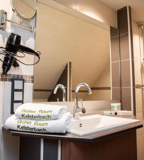 اتاق راحتی, Zum Grunen Baum