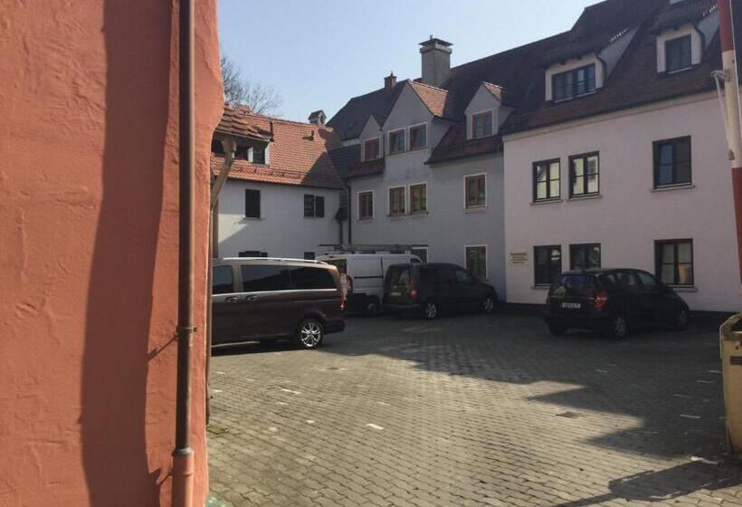 شقة غرفتين, Kulisse Apartments