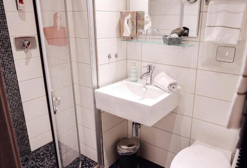 דירת שני חדרים, Wein & Wohngut Paulushof