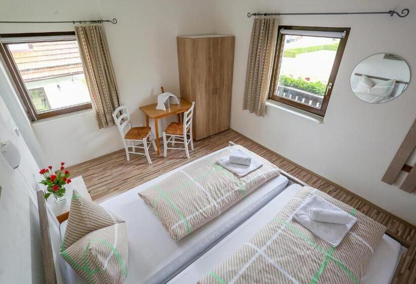 Люкс 2 Спальни, Pension Rauschberghof