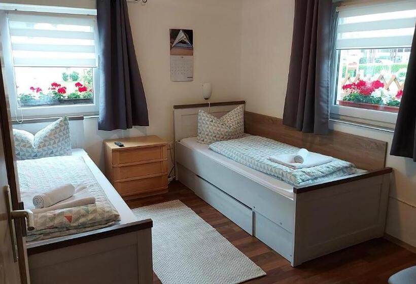 Люкс 2 Спальни, Pension Rauschberghof