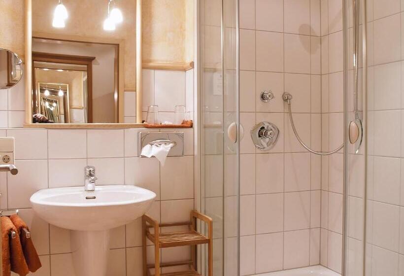 Номер Стандарт, Gasthaus Linde