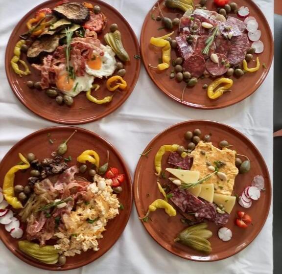 스탠다드 발코니 룸, Gasthaus Zum Halbmond