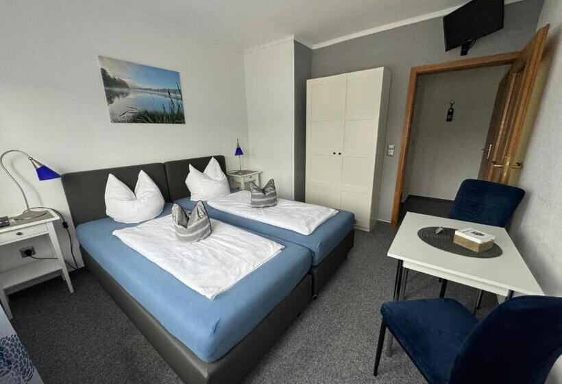 Номер Стандарт, Frühstückspension Zur Krone