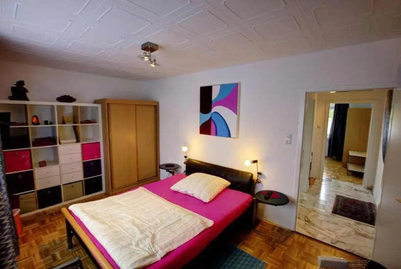 ３ベッドルームアパートメント, Air Boardinghouse Tulip Stockum, Zu Fuß   3 Minuten Zur Messe