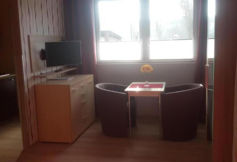 스탠다드 룸 주방구비, Pension Fürst Borwin